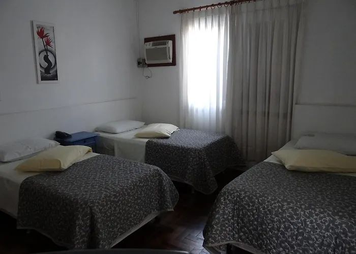 Roma Hotel 2*